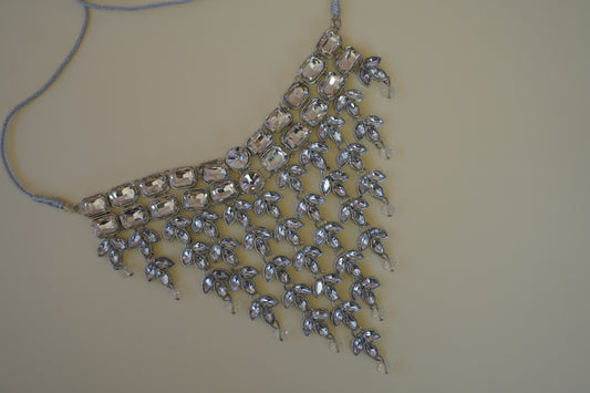 Crystal Elegance: Stunning Necklace and Earring Set