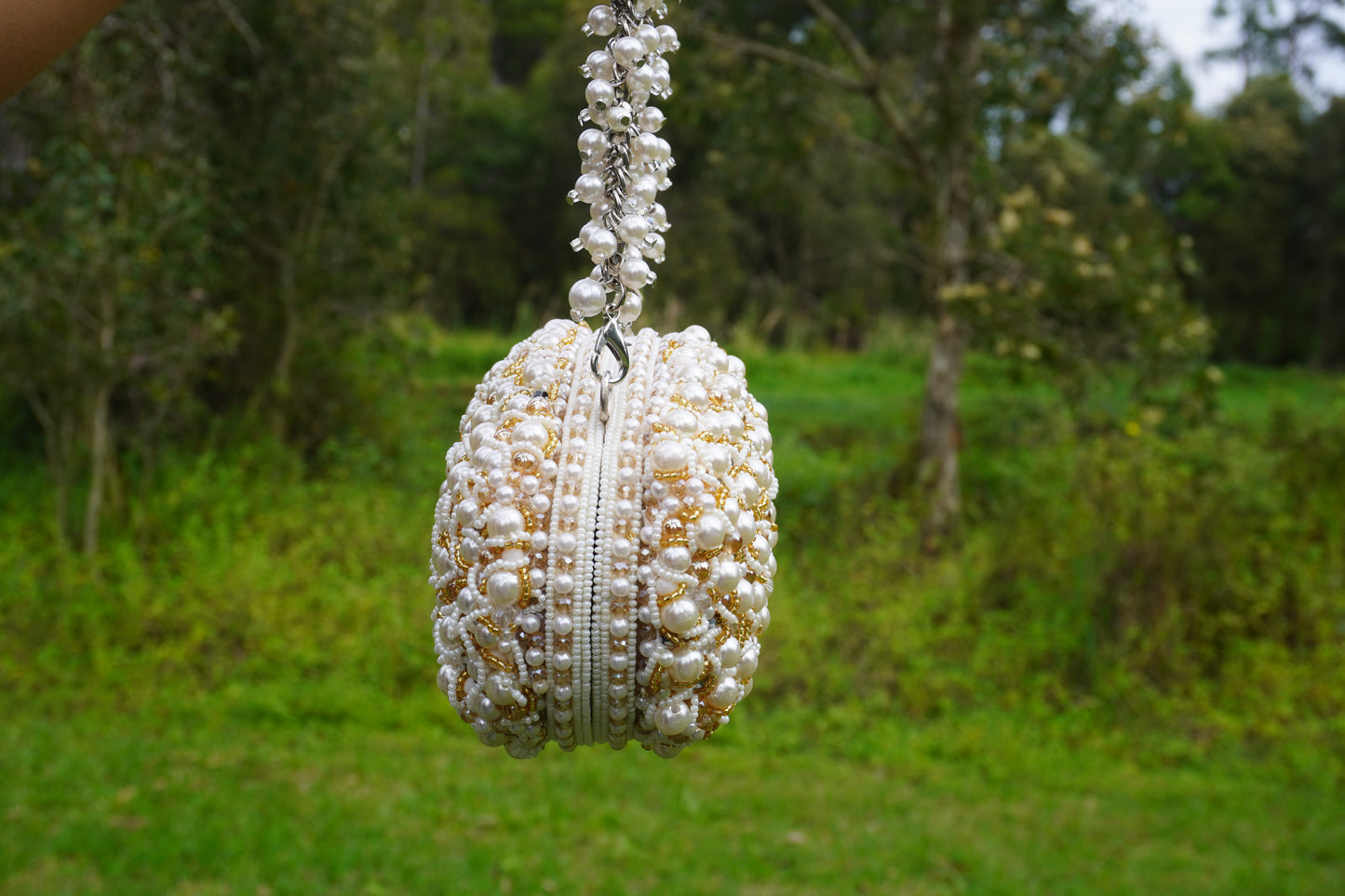 Oval Beaded Bag - White