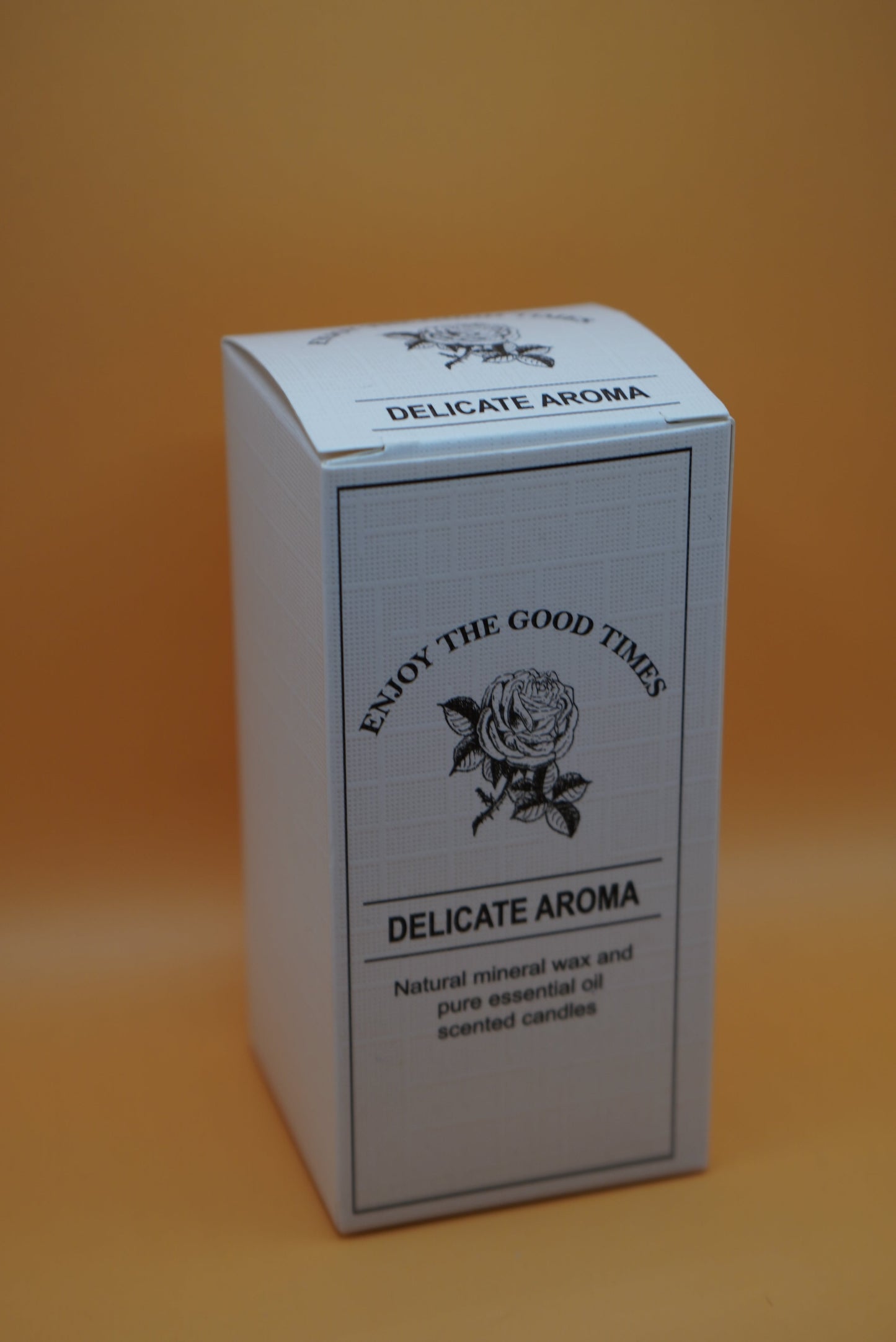 Essential oil scented Candle -FloraI with  Lid Glass