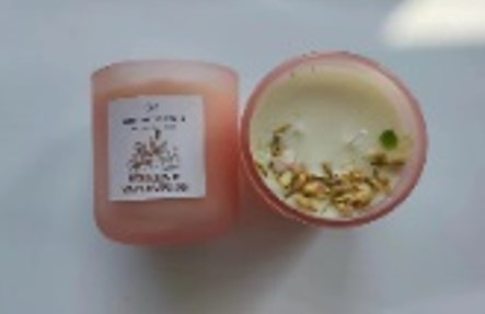 Berries & Watermelon Soy Candle with Dried Flowers